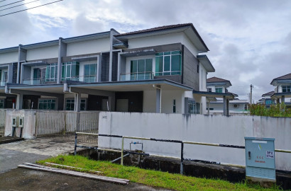 Double Storey Terrace Corner For Sale @ City Garden (Samarahan Midway)