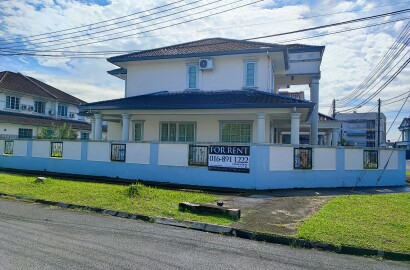 For Rent Double Storey Detached house at jln Song