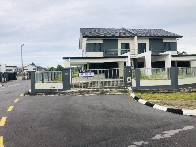 Moyan Indah Double storey semi-d photo 1