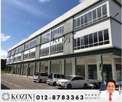 3-STOREY SHOPHOUSES FOR SALE @ Nanas Barat photo 2