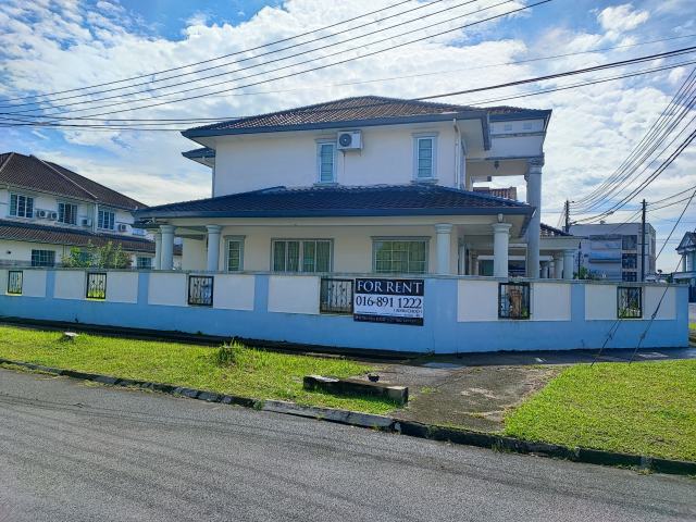 For Rent Double Storey Detached house at jln Song photo 1