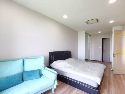 Fully furnished South Greenwich Condo-3rd MIles photo 5