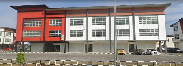 PINES SQUARE BLOCK 2 photo 1